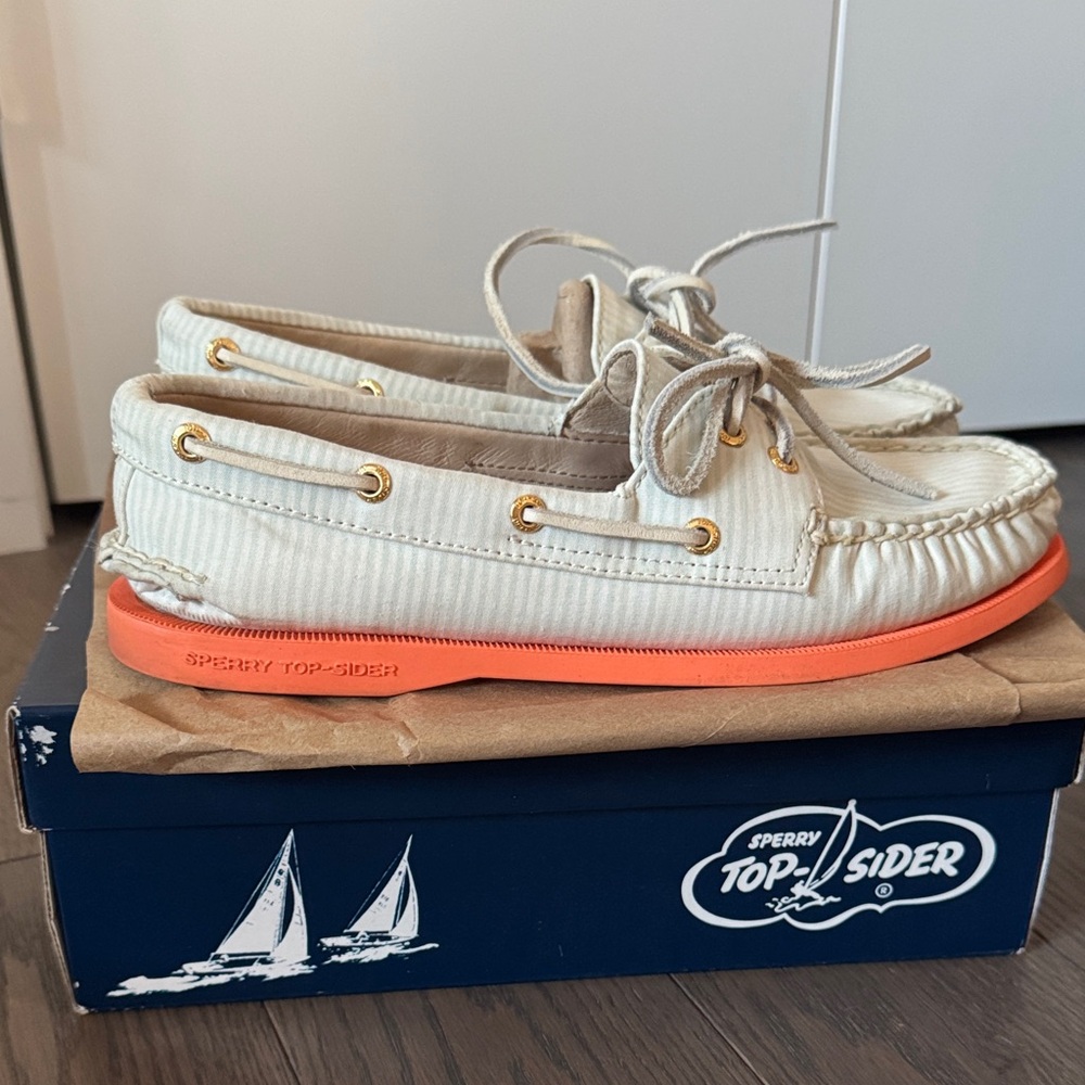 Sperry Cream Boat Shoes with Orange Soles